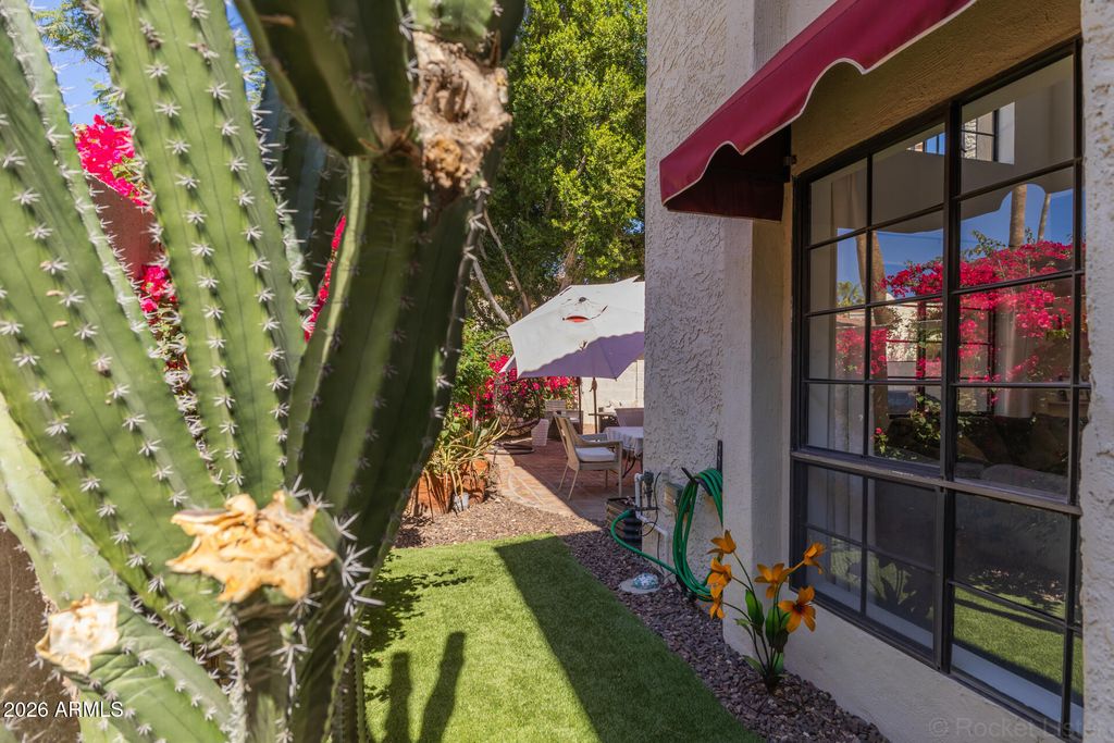 Image 8 of property listing at 8840 S 51ST Street 1, Phoenix, AZ 85044
