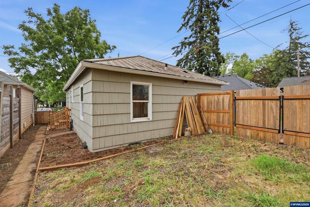 360 Wilson St S, Salem, OR 97302