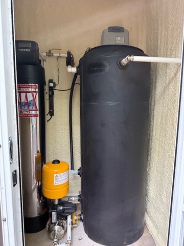 267 Private Road 6294, Palestine, TX 75801