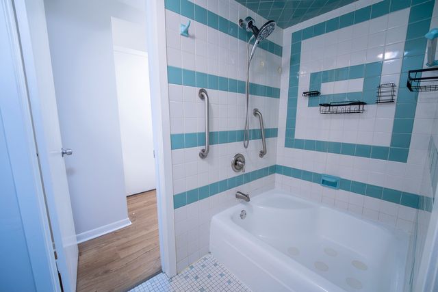 3N550 Crown Road 9, Elmhurst, IL 60126