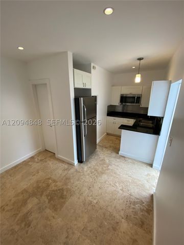 905 SE 2nd Ct RE, Fort Lauderdale, FL 33301