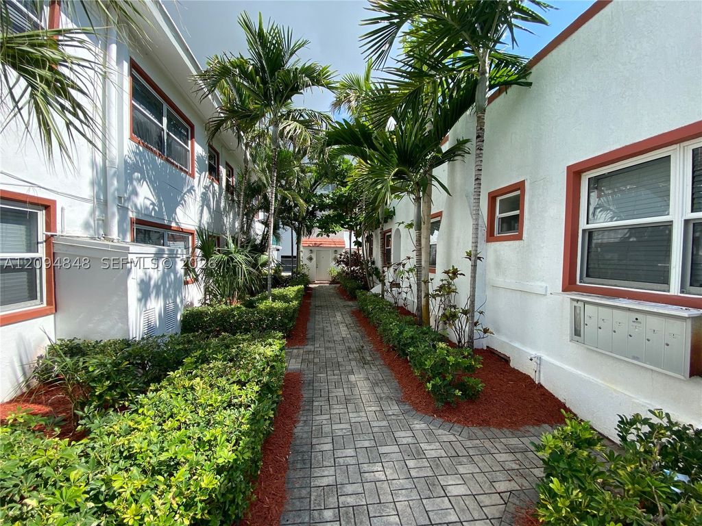 905 SE 2nd Ct RE, Fort Lauderdale, FL 33301