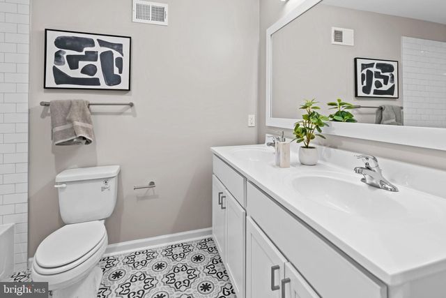 1020 N EDEN ST, Baltimore, MD 21205