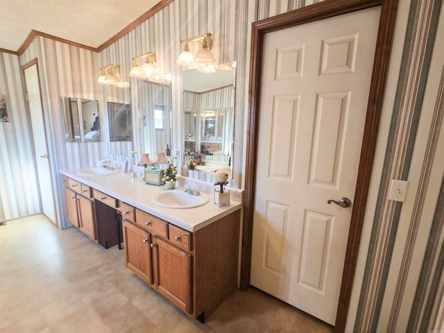 37 Edgewater Drive, Conway, AR 72032