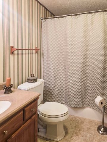 37 Edgewater Drive, Conway, AR 72032