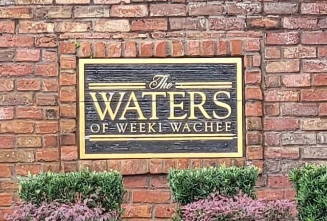 6121 WATERS WAY, Weeki Wachee, FL 34607