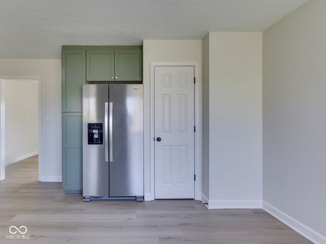 4124 Shelbyville Road, Indianapolis, IN 46237