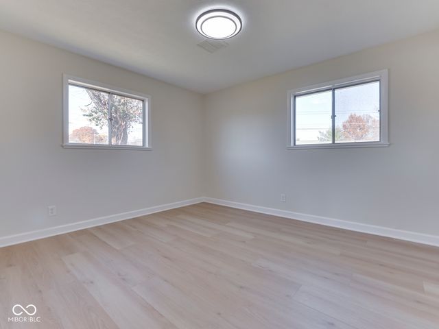 4124 Shelbyville Road, Indianapolis, IN 46237