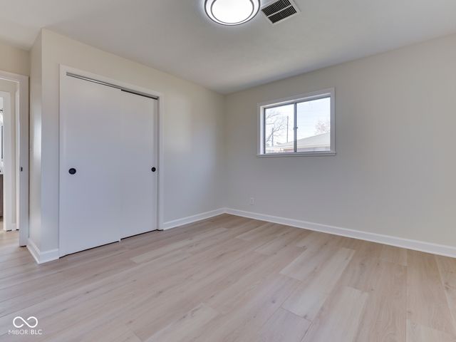 4124 Shelbyville Road, Indianapolis, IN 46237