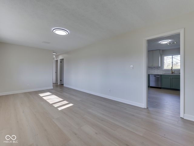 4124 Shelbyville Road, Indianapolis, IN 46237