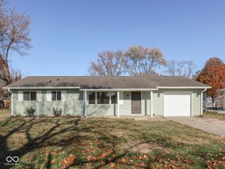 4124 Shelbyville Road, Indianapolis, IN 46237