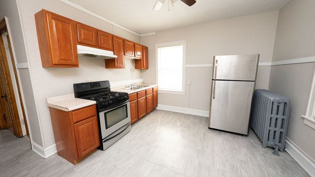 1216 N Springfield Avenue 2, Chicago, IL 60651