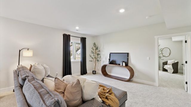 2514 NW 10th Avenue SE, Altoona, IA 50009