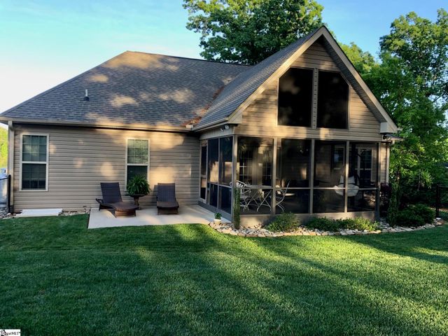 379 Riveroak Road, Inman, SC 29349