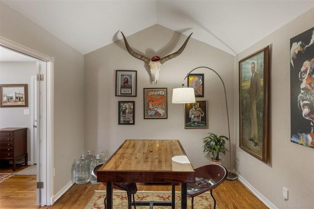 2129 Churchill Place, The Village, OK 73120