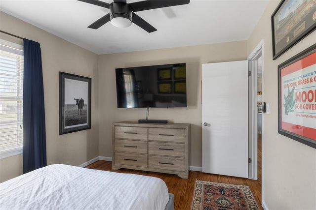 2129 Churchill Place, The Village, OK 73120