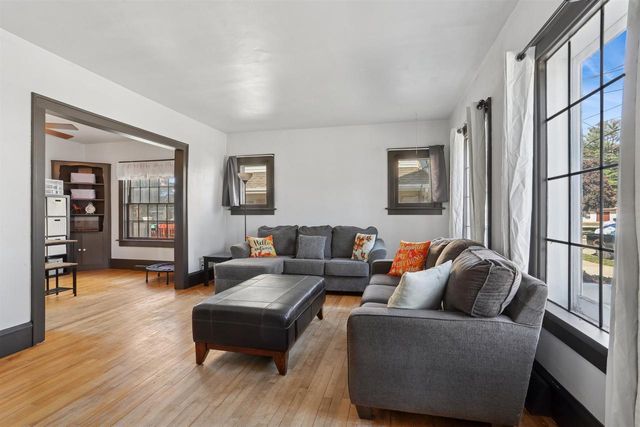 2708 SCHOOL STREET, Two Rivers, WI 54241