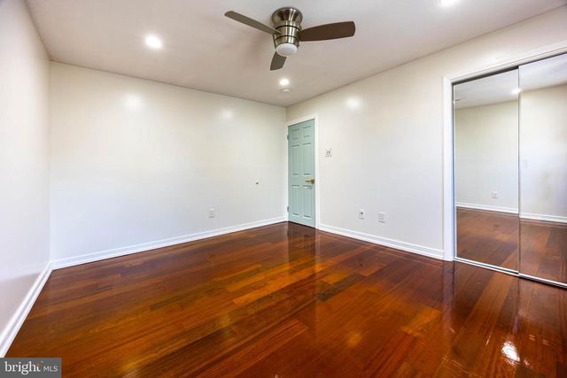 24 WESTBURY DR, Cherry Hill, NJ 08003