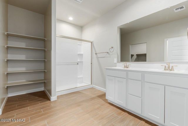 1054 S Chatfield Avenue, Vail, AZ 85641