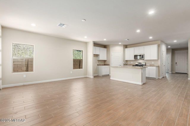 1054 S Chatfield Avenue, Vail, AZ 85641