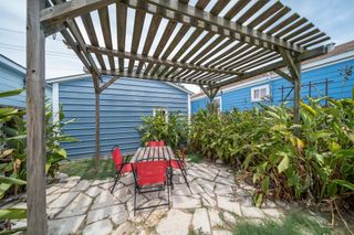 6317 P 1/2, Galveston, TX 77551