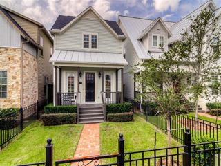 8740 Kempwood Drive, Houston, TX 77080