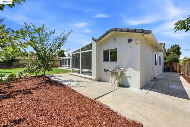 41754 Covington Dr, Fremont, CA 94539