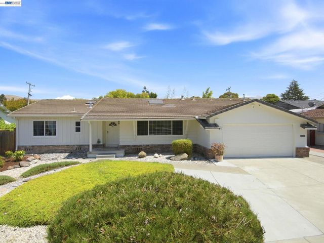 41754 Covington Dr, Fremont, CA 94539