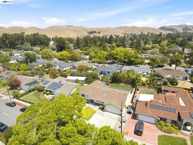 41754 Covington Dr, Fremont, CA 94539