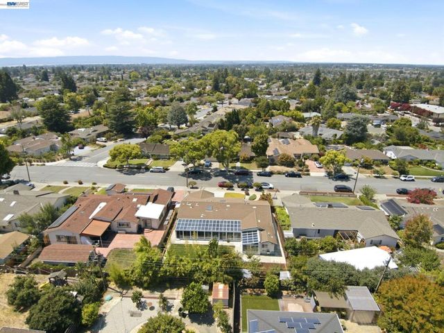 41754 Covington Dr, Fremont, CA 94539
