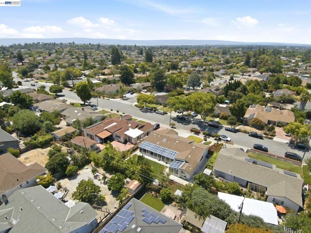 41754 Covington Dr, Fremont, CA 94539