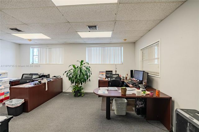 529 W Flagler St, Miami, FL 33130