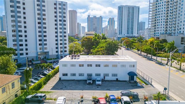 529 W Flagler St, Miami, FL 33130