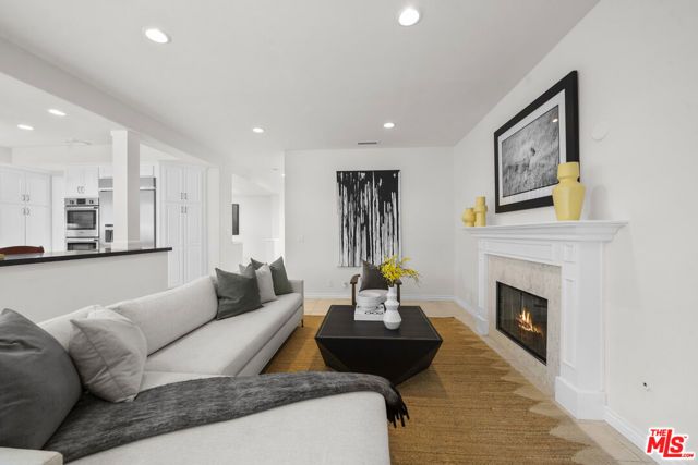 7861 W 80th Street, Playa Del Rey (los Angeles), CA 90293