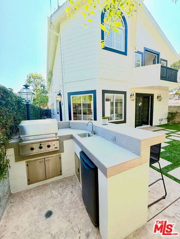 7861 W 80th Street, Playa Del Rey (los Angeles), CA 90293