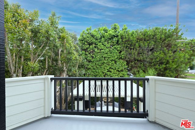 7861 W 80th Street, Playa Del Rey (los Angeles), CA 90293
