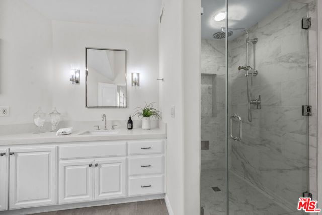 7861 W 80th Street, Playa Del Rey (los Angeles), CA 90293
