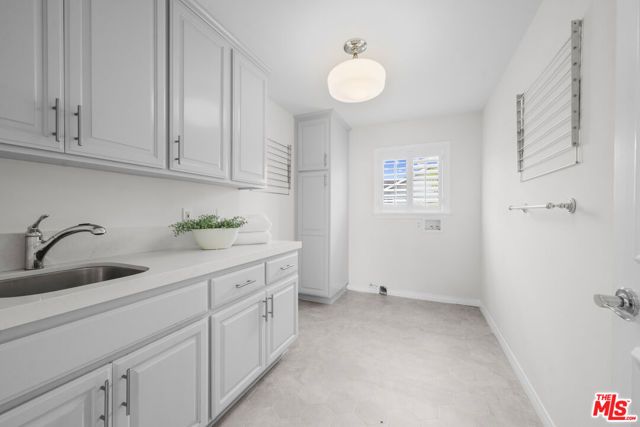 7861 W 80th Street, Playa Del Rey (los Angeles), CA 90293
