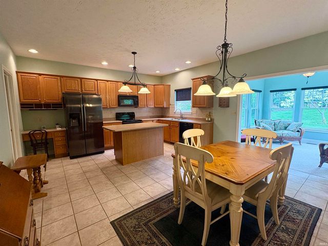 2111 Canyon Creek Drive, Lafayette, IN 47909