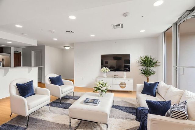 3700 Cantrell Rd #308, Little Rock, AR 72202