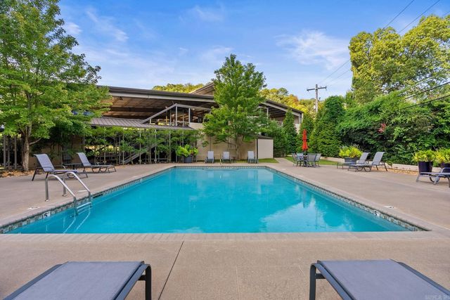 3700 Cantrell Rd #308, Little Rock, AR 72202