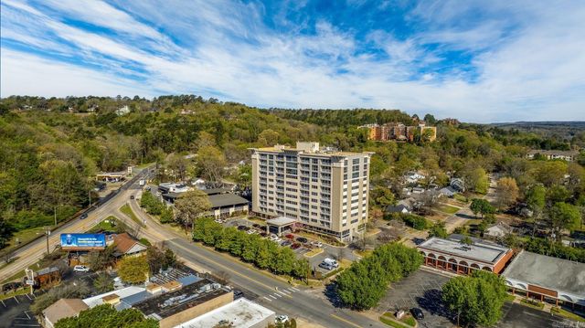 3700 Cantrell Rd #308, Little Rock, AR 72202