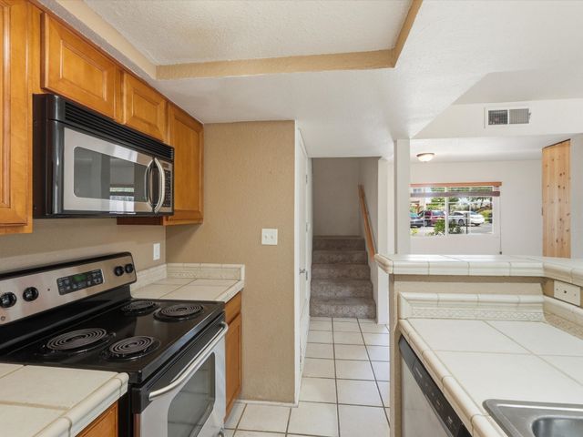 2210 Miguel Chavez Road 411, Santa Fe, NM 87505