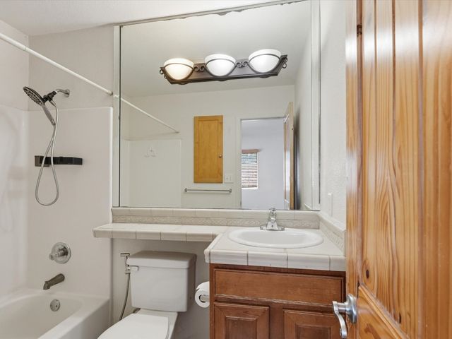 2210 Miguel Chavez Road 411, Santa Fe, NM 87505