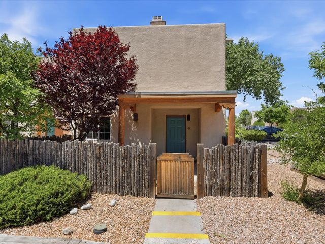 2210 Miguel Chavez Road 411, Santa Fe, NM 87505
