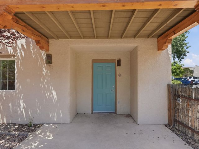 2210 Miguel Chavez Road 411, Santa Fe, NM 87505