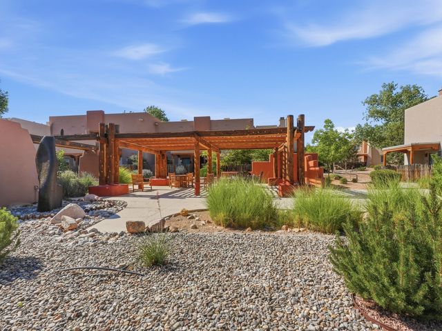 2210 Miguel Chavez Road 411, Santa Fe, NM 87505