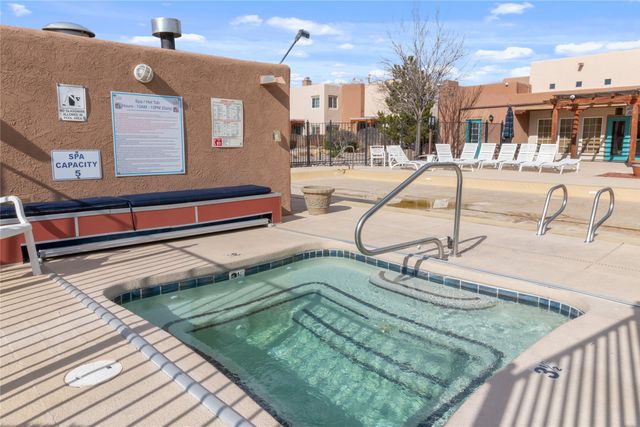 2210 Miguel Chavez Road 411, Santa Fe, NM 87505