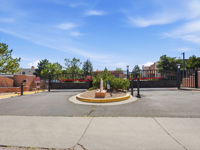 2210 Miguel Chavez Road 411, Santa Fe, NM 87505
