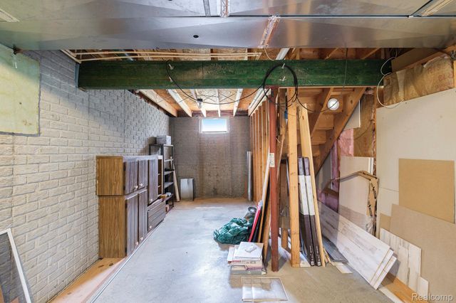 1490 Gage Road, Holly Township, MI 48442